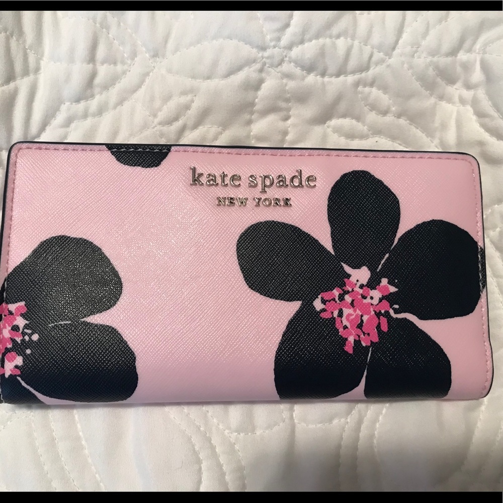 NWT 60% off Kate Spade Wallet